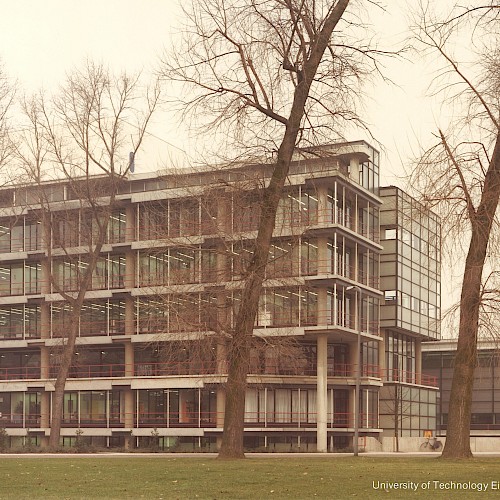 Historische foto hoofdgebouw